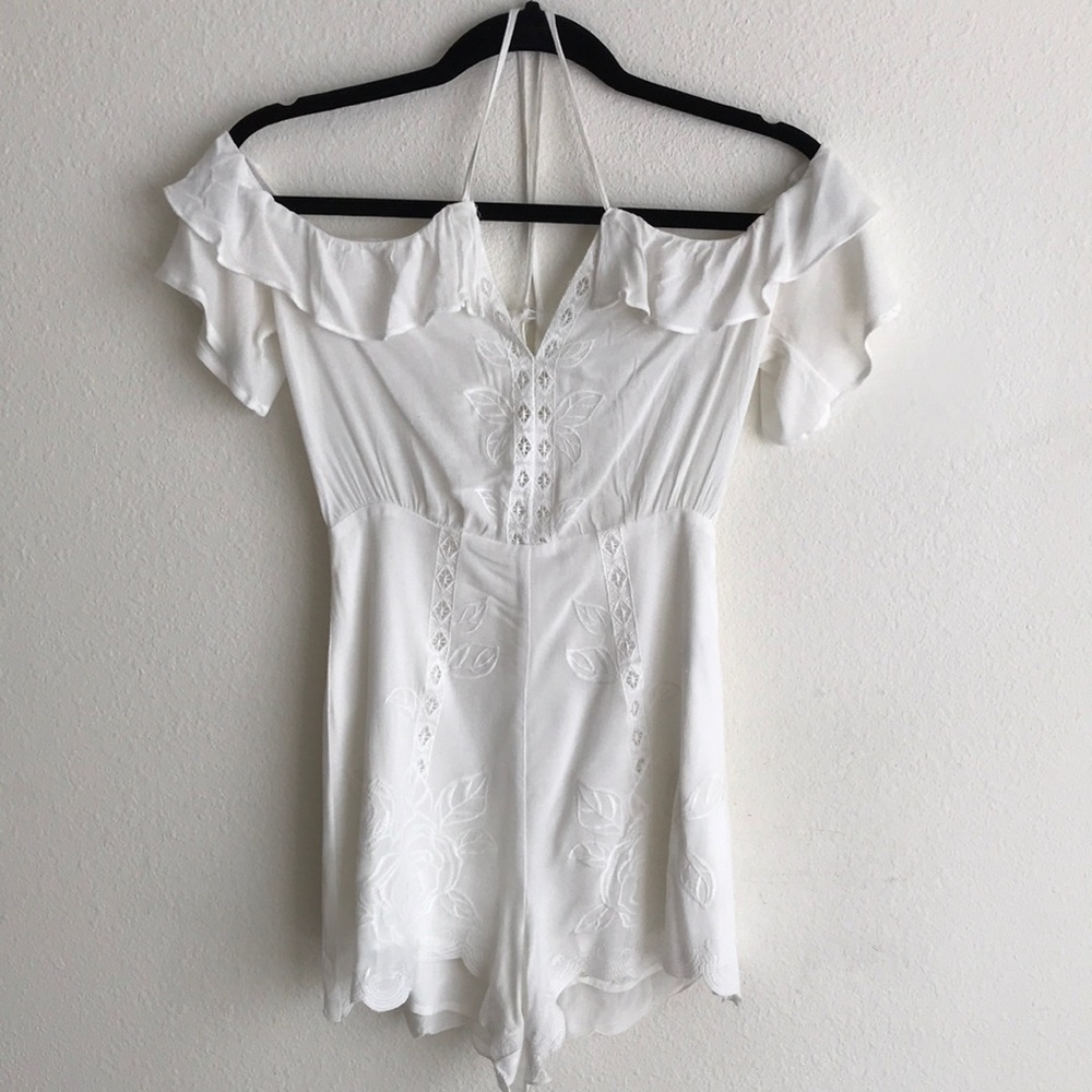 💰BOGO💰 Off the shoulder romper